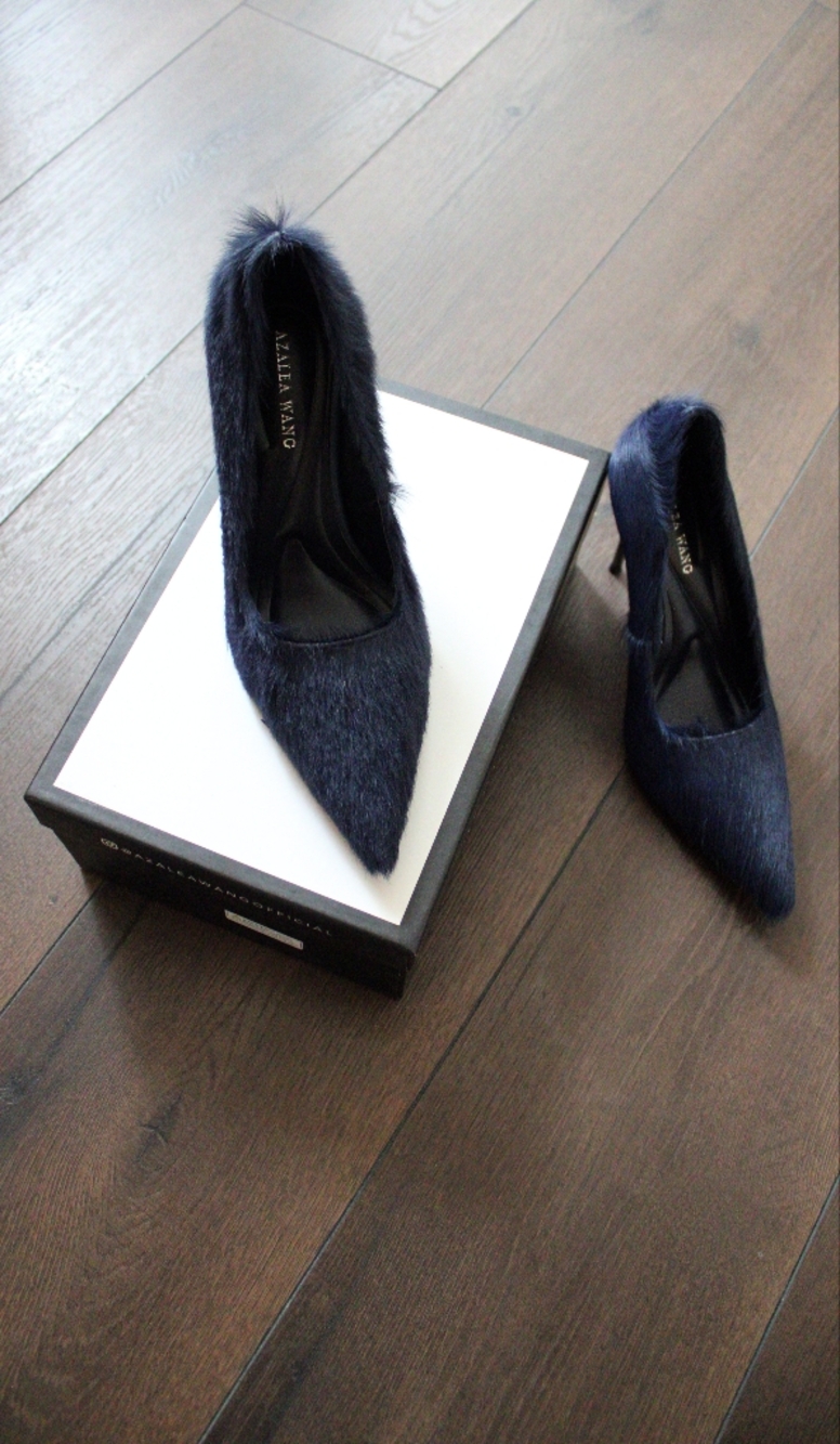 Azalea Wang Mohair Navy Womens Pumps Heels Shoes Akira
